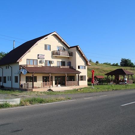 Pensiunea Fery Slobozia-Oancea Exterior foto